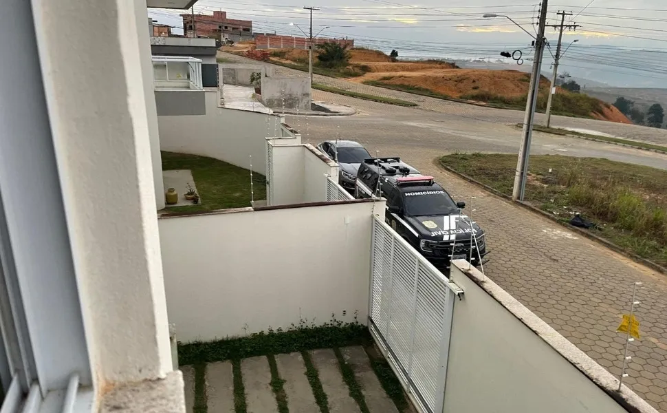 Imagem ilustrativa da imagem 11 pessoas são presas em operação contra o tráfico de drogas no ES