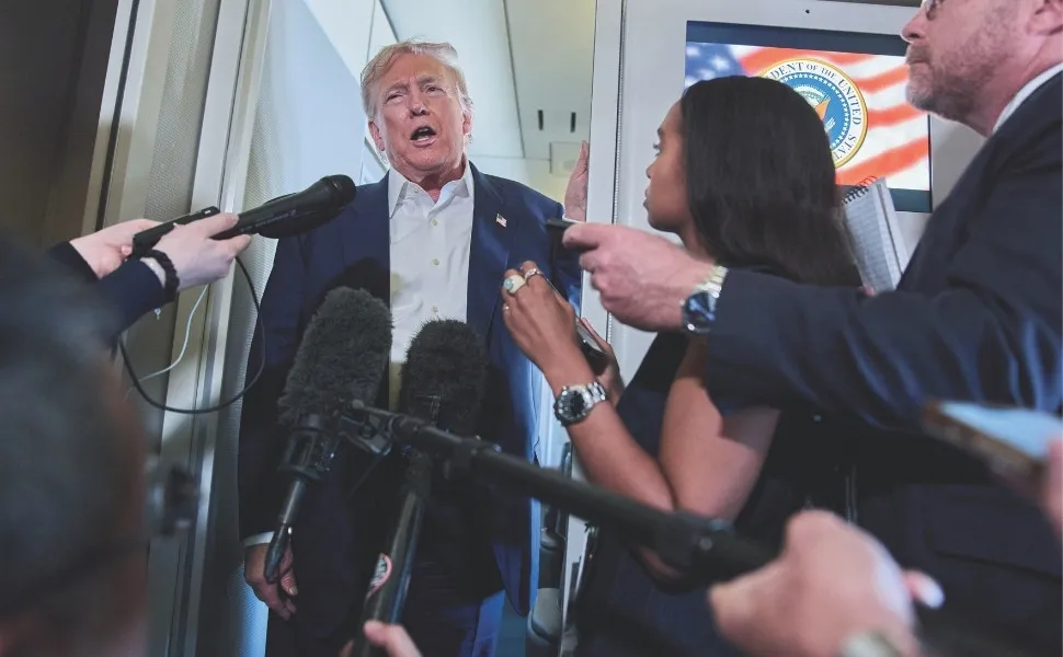 Imagem ilustrativa da imagem Alívio e cautela: como as autoridades do ES reagiram ao "tarifaço de Trump"