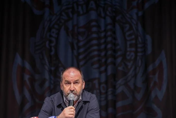 Imagem ilustrativa da imagem Augusto Melo e ex-dirigentes do Corinthians se tornam réus no caso da Vai de Bet
