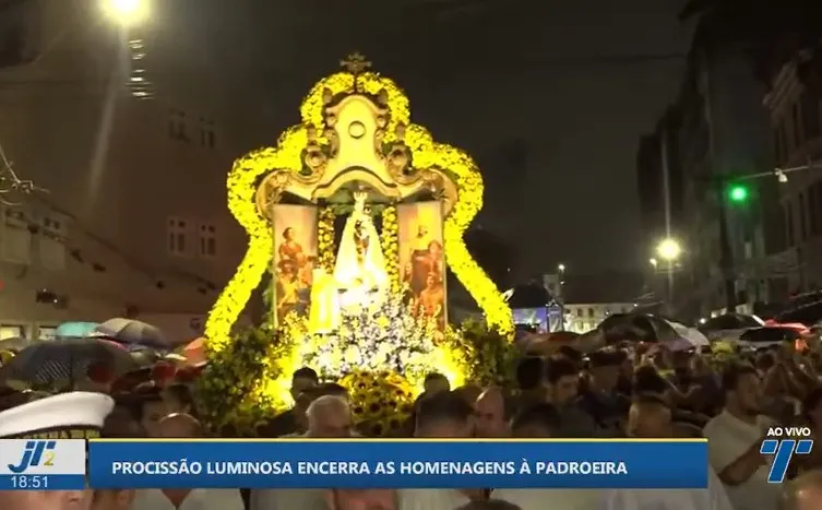 Imagem ilustrativa da imagem Festa para Nossa Senhora do Carmo se despede com fé e emoção dos devotos