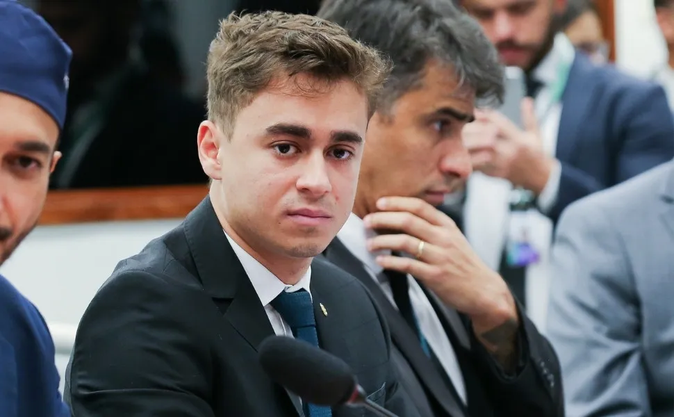 Imagem ilustrativa da imagem Justiça torna Nikolas e aliados réus acusados de desinformação eleitoral