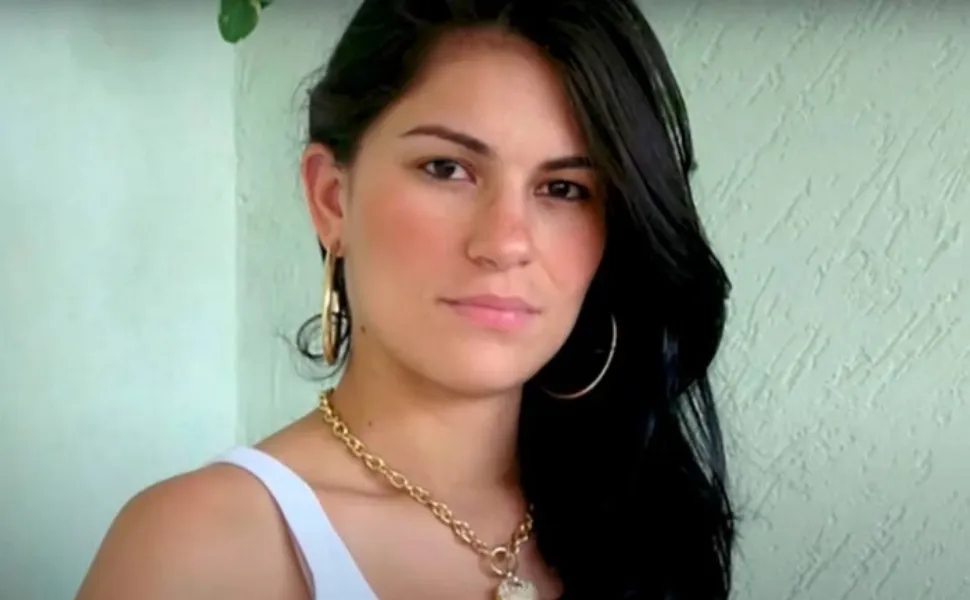 Imagem ilustrativa da imagem Mãe de Eliza Samudio recebe pertences da filha 15 anos após assassinato: 'Dor'