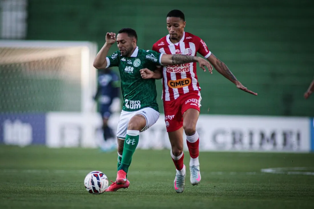 Imagem ilustrativa da imagem Náutico vence o Guarani fora de casa e vai para o 4º lugar na Série C