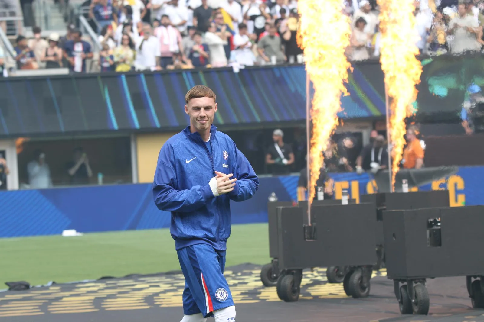Imagem ilustrativa da imagem O mundo é azul: veja fotos da final da Copa do Mundo de Clubes
