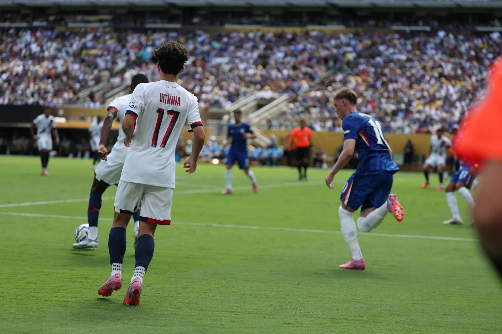 Imagem ilustrativa da imagem O mundo é azul: veja fotos da final da Copa do Mundo de Clubes