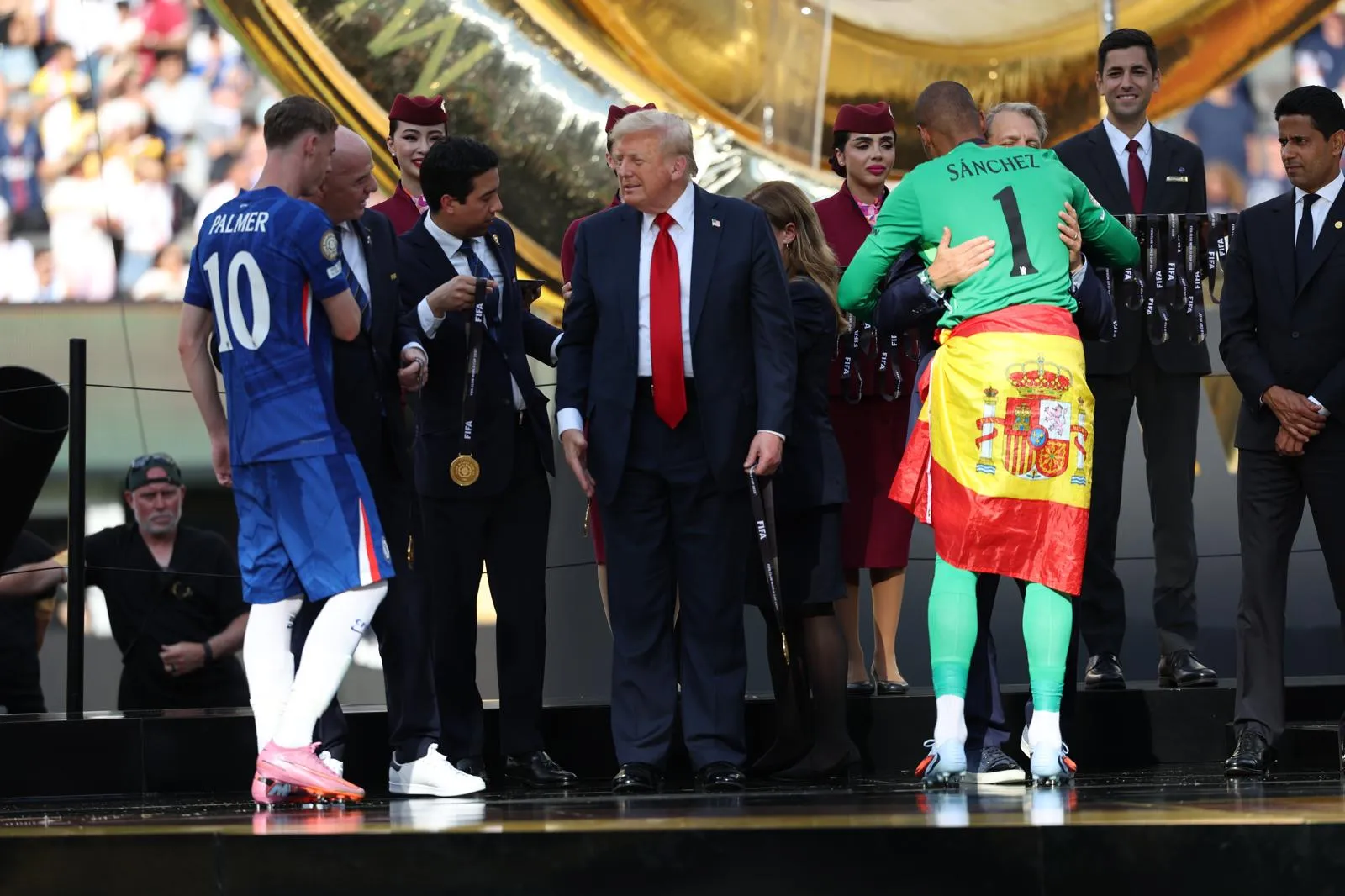 Imagem ilustrativa da imagem O mundo é azul: veja fotos da final da Copa do Mundo de Clubes