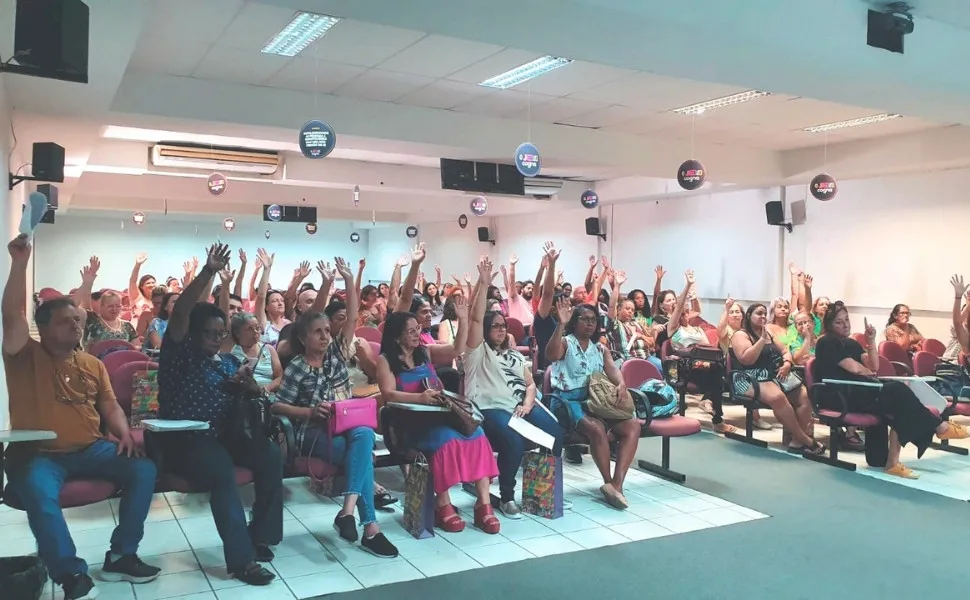 Imagem ilustrativa da imagem Reajuste para 3.800 professores de Guarapari