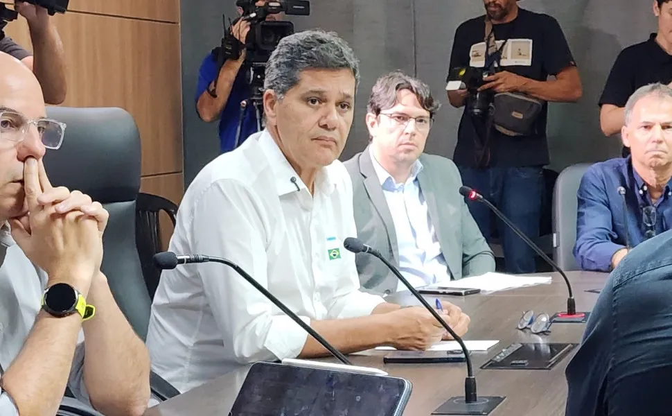 Imagem ilustrativa da imagem Vice-governador anuncia medidas para amenizar efeitos do tarifaço no ES