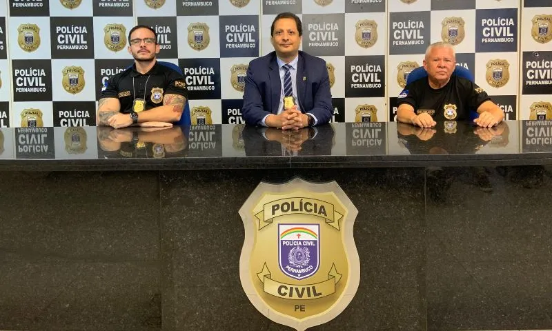Imagem ilustrativa da imagem Suspeito de assaltar seis farmácias em Olinda e Paulista é preso no Recife