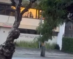 Imagem ilustrativa da imagem "Sem SAF, sem Paz". Empresa de diretor do Santa Cruz é alvo de pichação