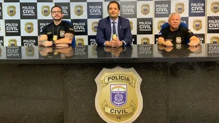 Imagem ilustrativa da imagem Suspeito de assaltar seis farmácias em Olinda e Paulista é preso no Recife
