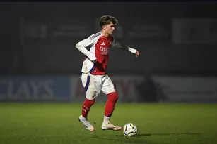 Imagem ilustrativa da imagem Quem é Max Dowman, ‘novo Kaká’ que brilha na pré-temporada do Arsenal aos 15 anos
