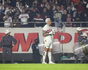 Imagem ilustrativa da imagem Veja os melhores memes da vitória do São Paulo sobre o Corinthians pelo Brasileirão