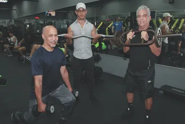 Imagem ilustrativa da imagem 10 benefícios da musculação para envelhecer com mais saúde