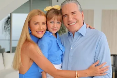 Imagem ilustrativa da imagem Ana Paula Siebert diz se continuará mostrando filha após ataques nas redes