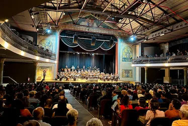 Imagem ilustrativa da imagem Banda Sinfônica do Recife realiza concerto tocando clássicos do rock