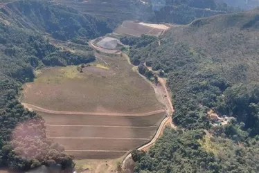 Imagem ilustrativa da imagem Barragem em Brumadinho tem nível de emergência elevado; famílias do entorno são evacuadas