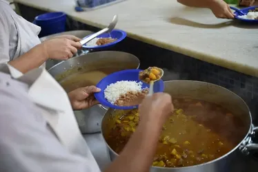 Imagem ilustrativa da imagem Brasil sai do Mapa da Fome após queda na população em risco de subnutrição