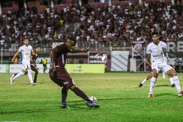 Imagem ilustrativa da imagem Desportiva vence o Porto Vitória em partida de ida da semifinal da Copa ES