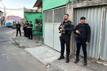 Imagem ilustrativa da imagem Forças de segurança fazem operação na região de Terra Vermelha, em Vila Velha
