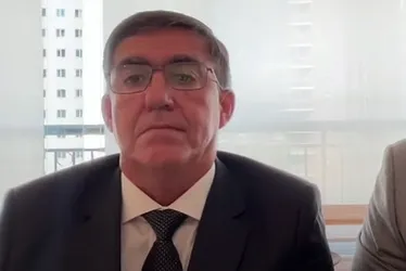 Imagem ilustrativa da imagem General diz que se reuniu com Bolsonaro para 'acalmá-lo' e nega golpe