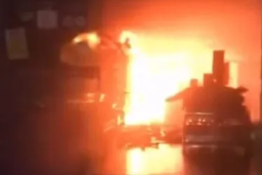Imagem ilustrativa da imagem Incêndio no camelódromo do Recife: o que sabemos até agora