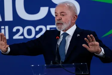 Imagem ilustrativa da imagem Lula diz que ameaça de taxação de Trump não preocupa nações do Brics