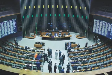 Imagem ilustrativa da imagem Maioria dos deputados do ES é contra o fim da escala 6 x 1