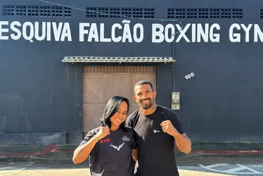 Imagem ilustrativa da imagem Medalhista olímpico Esquiva Falcão inaugura nova academia de boxe em Vila Velha