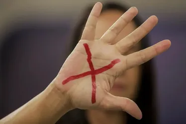 Imagem ilustrativa da imagem Mortes intencionais caem 5,4% no país em 2024; feminicídios sobem 19%