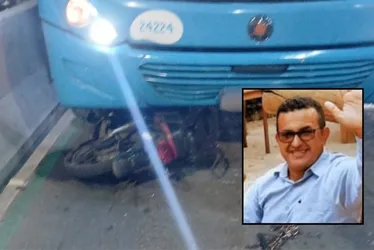 Imagem ilustrativa da imagem Motociclista morre em acidente com Transcol na 3ª Ponte; câmera flagra momento