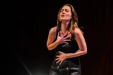 Imagem ilustrativa da imagem Nathalia Dill: "Sou uma pessoa mais paranoica do que antes"