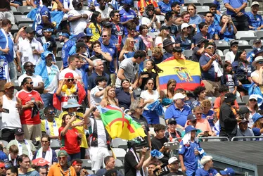 Imagem ilustrativa da imagem O mundo é azul: veja fotos da final da Copa do Mundo de Clubes