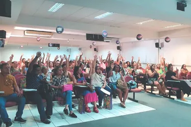 Imagem ilustrativa da imagem Reajuste para 3.800 professores de Guarapari