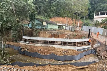 Imagem ilustrativa da imagem Rodovia do ES será interditada para obras nesta quarta-feira