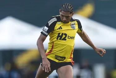 Imagem ilustrativa da imagem Rony aciona Atlético-MG na Justiça por pendências financeiras e pode deixar o clube