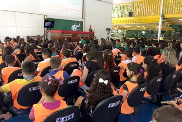 Imagem ilustrativa da imagem Seminário Unidos em Família reforça laços familiares e fé