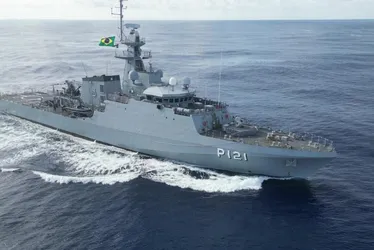 Imagem ilustrativa da imagem Visita liberada a navio de guerra neste domingo em Vitória