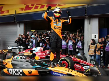 Imagem ilustrativa da imagem Em sexta dobradinha da McLaren no ano, Piastri vence GP de Bélgica
