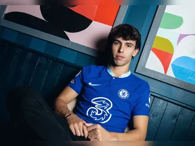 Imagem ilustrativa da imagem Empresária faz críticas a João Félix: ‘Não joga há muito tempo. É uma máquina de imprimir dinheiro’