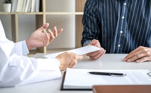 
          Imagem ilustrativa da imagem ANS abre consulta pública para liberar novos remédios
          