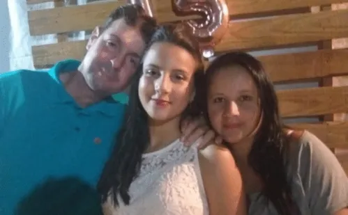 
          Imagem ilustrativa da imagem Acidente envolvendo carro antigo mata pai, mãe e filha em Nova Venécia
          