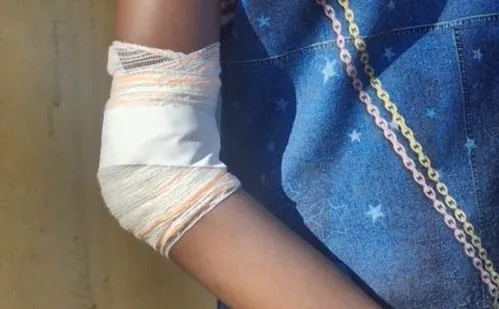 
          Imagem ilustrativa da imagem Adolescente de 13 anos é atingida por bala perdida ao voltar da igreja na Serra
          