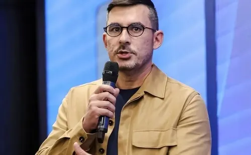 
          Imagem ilustrativa da imagem Advogado deixa a defesa de suspeito de executar o empresário Wallace Lovato
          