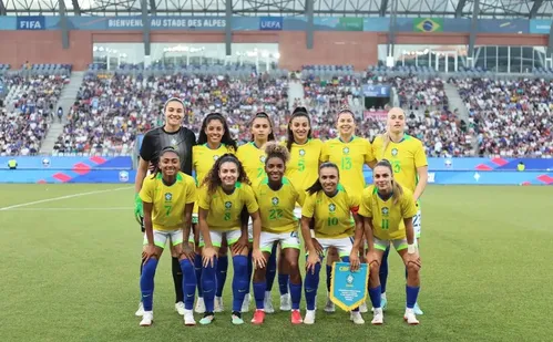 
          Imagem ilustrativa da imagem Brasil estreia na Copa América Feminina contra Venezuela
          