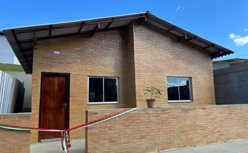 
          Imagem ilustrativa da imagem Casa ecológica une ressocialização e dignidade em Viana
          