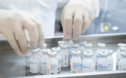 
          Imagem ilustrativa da imagem Criança brasileira morre após tratamento contra distrofia muscular
          