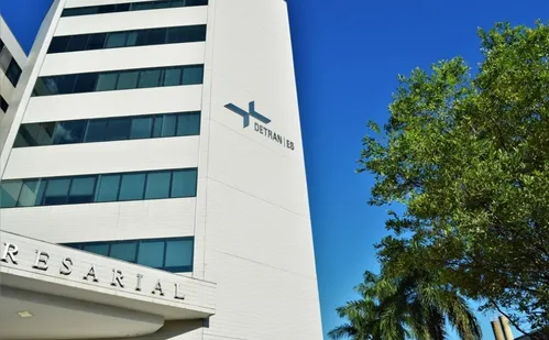 
          Imagem ilustrativa da imagem Detran divulga lista dos classificados para o curso ‘Sem medo de dirigir’
          