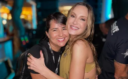 
          Imagem ilustrativa da imagem Diretora de marketing de artistas baianos morre em acidente no interior da Bahia
          