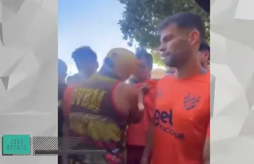 
          Imagem ilustrativa da imagem Dois reforços desistem de vir para o Sport por conta de invasão ao CT leonino
          